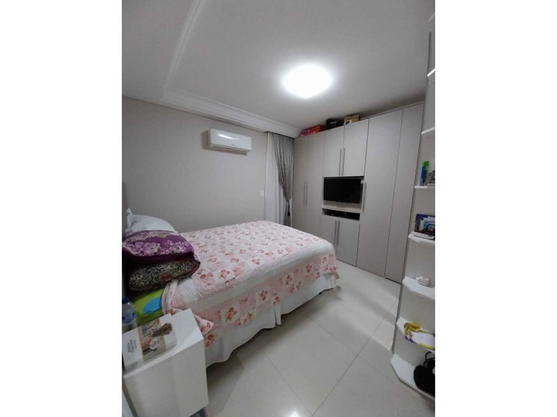 APARTAMENTO - MARIA GORETTI 11