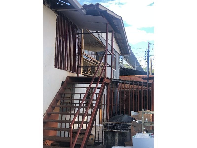 PAVILHÃO/BARRACÃO - EFAPI 7