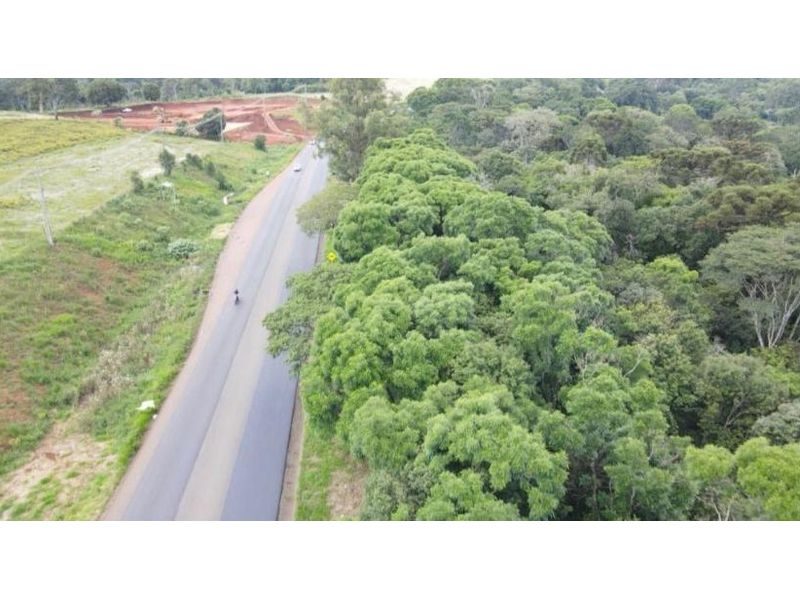 ÁREA COMERCIAL - MARECHAL BORMANN 6