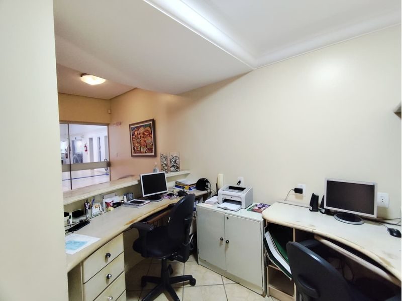 SALA COMERCIAL - CENTRO 4