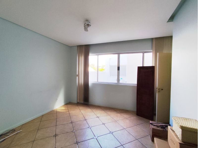 SALA COMERCIAL - CENTRO 12
