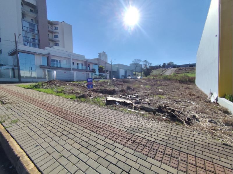 TERRENO À VENDA NO BAIRRO BOM RETIRO- CHAPECÓ SC 3