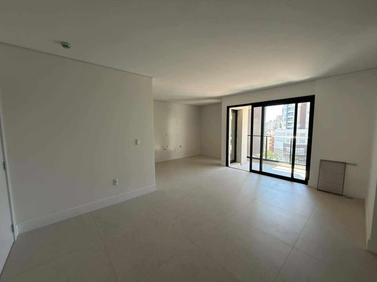 APARTAMENTO À VENDA NO CENTRO- CHAPECÓ SC 3