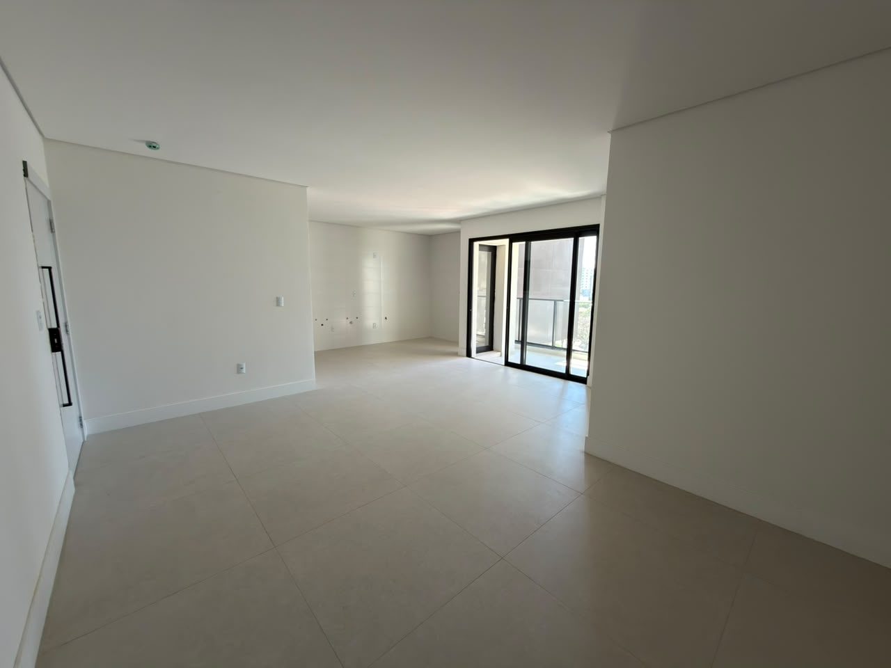 APARTAMENTO À VENDA NO CENTRO- CHAPECÓ SC 4