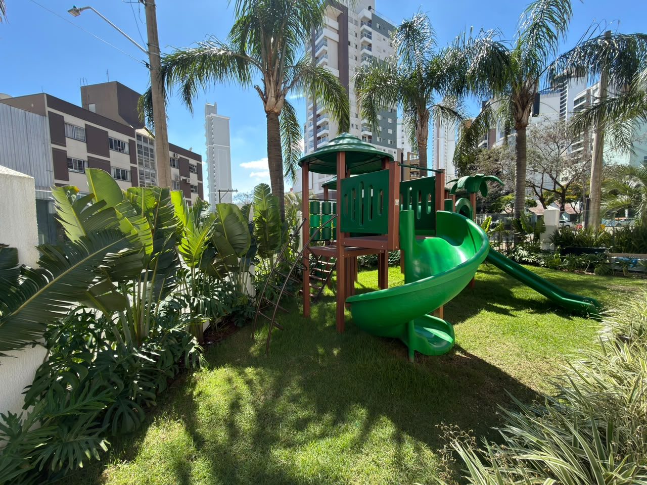 APARTAMENTO À VENDA NO CENTRO- CHAPECÓ SC 22