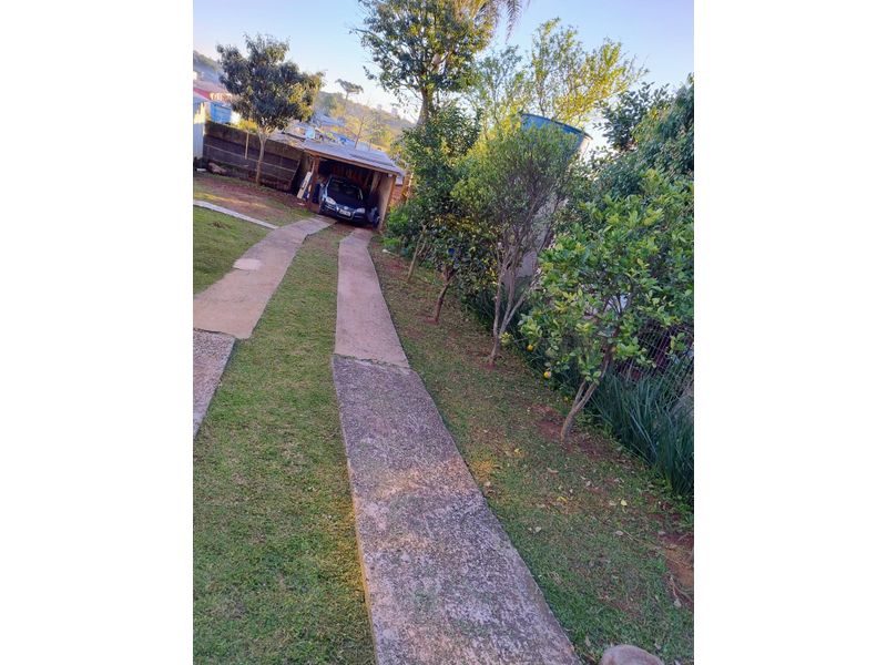 CASA - QUEDAS DO PALMITAL 12