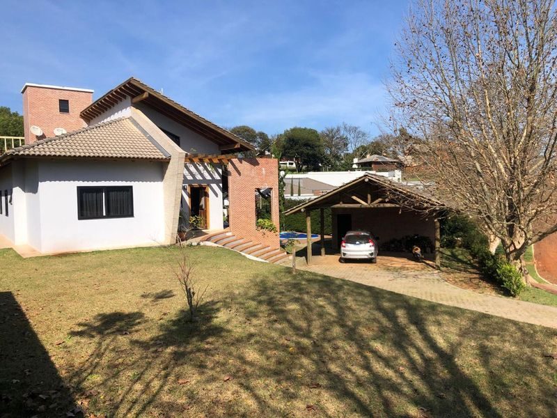 CASA EM CONDOMÍNIO FECHADO - ESPELHO DAS ÁGUAS 3