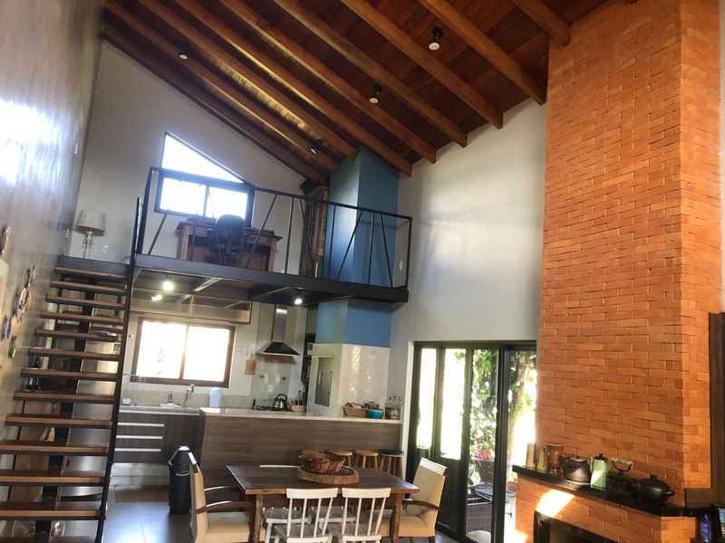 CASA EM CONDOMÍNIO FECHADO - ESPELHO DAS ÁGUAS 10