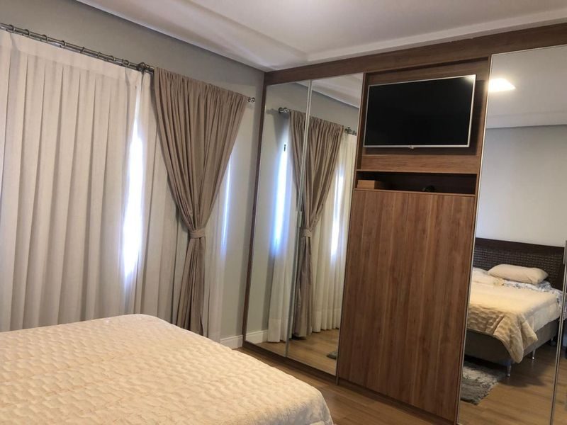 CASA EM CONDOMÍNIO FECHADO - ESPELHO DAS ÁGUAS 18
