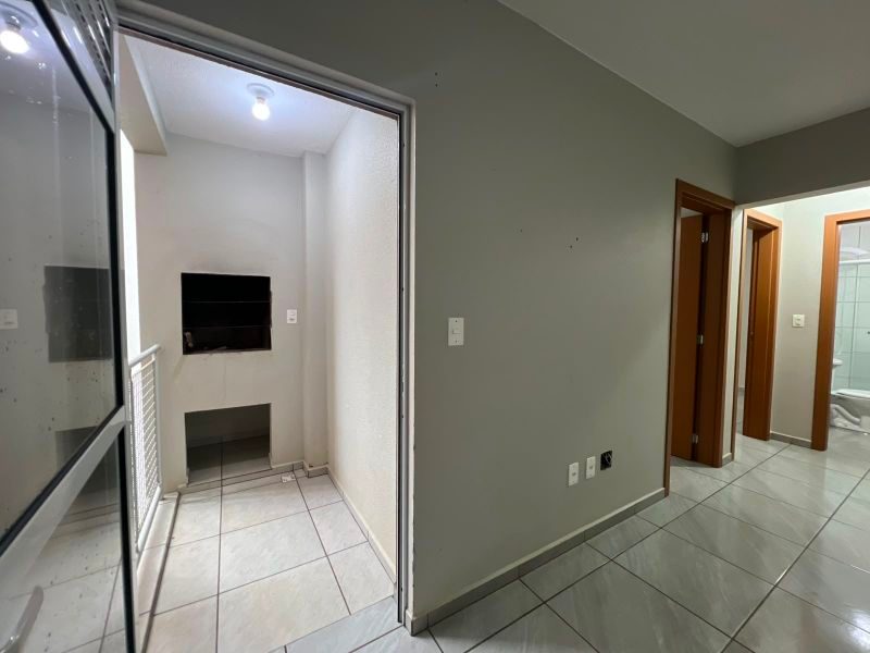 APARTAMENTO - PINHEIRINHO 4