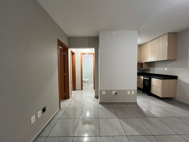 APARTAMENTO - PINHEIRINHO 5