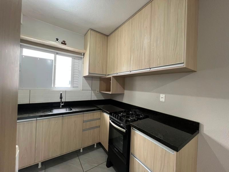 APARTAMENTO - PINHEIRINHO 7