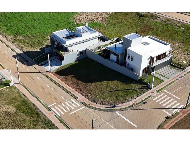 TERRENO EM CONDOMÍNIO FECHADO - SANTOS DUMONT