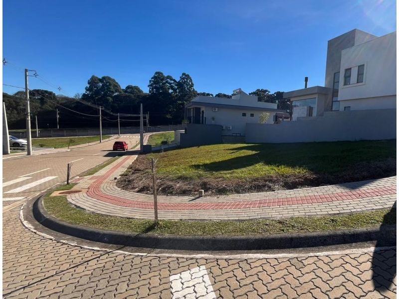 TERRENO EM CONDOMÍNIO FECHADO - SANTOS DUMONT 4