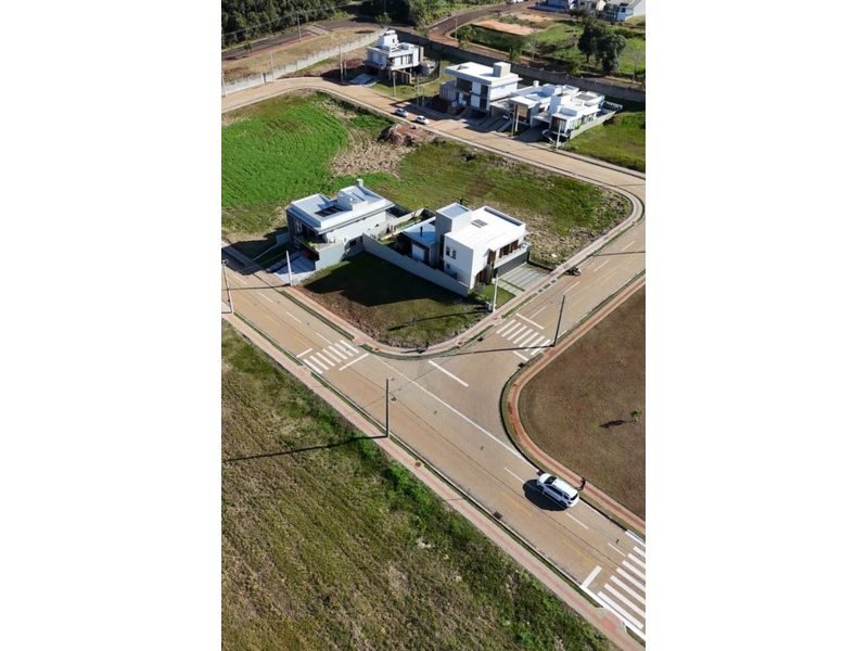TERRENO EM CONDOMÍNIO FECHADO - SANTOS DUMONT 6