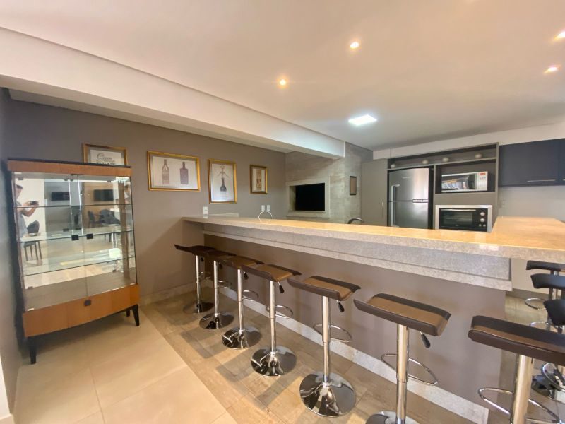 APARTAMENTO - CENTRO 21