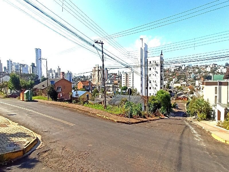 TERRENO - SANTA MARIA 13