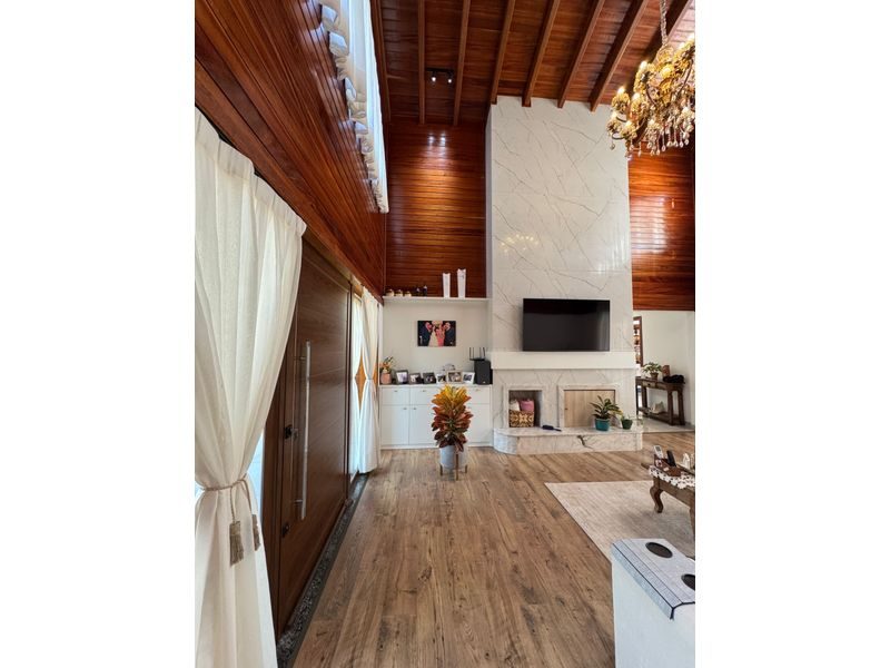 CASA EM CONDOMÍNIO FECHADO - INTERIOR 5