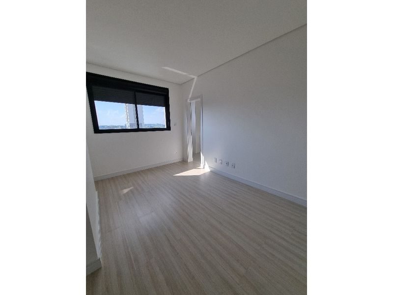 APARTAMENTO - PRESIDENTE MÉDICI 13
