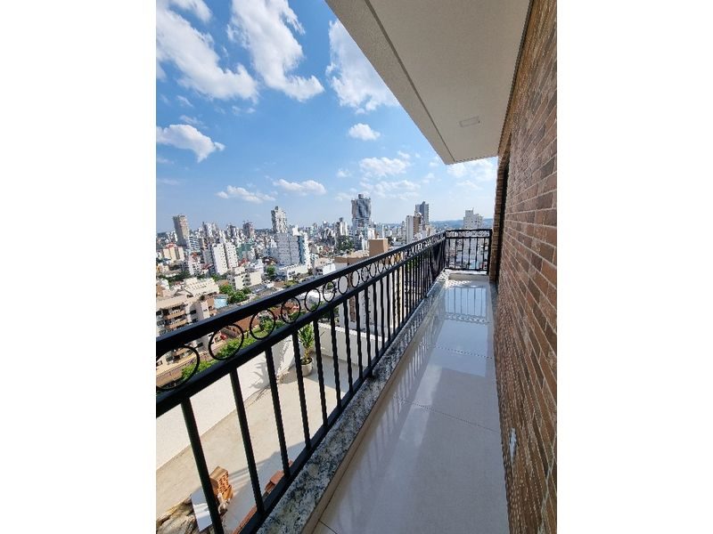 APARTAMENTO - PRESIDENTE MÉDICI 22