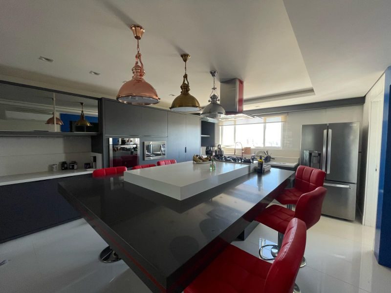 APARTAMENTO - MARIA GORETTI 5
