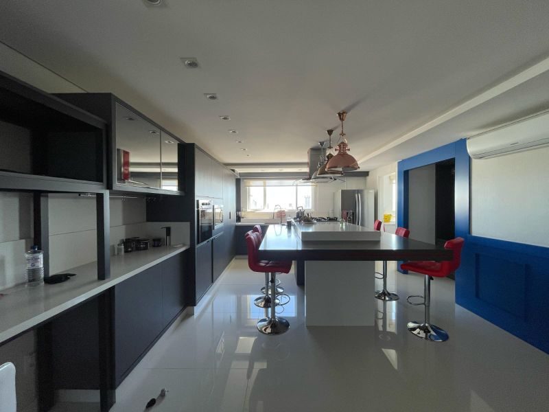 APARTAMENTO - MARIA GORETTI 7