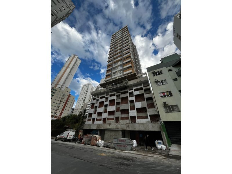 APARTAMENTO - CENTRO