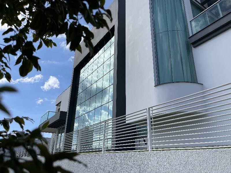 CASA EM CONDOMÍNIO FECHADO - LAVILLE 4