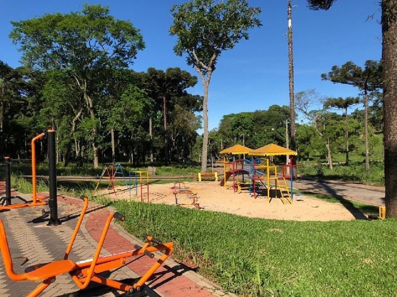 TERRENO EM CONDOMÍNIO FECHADO - INTERIOR 4