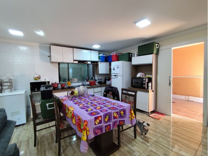 CASA - PINHEIRINHO 5
