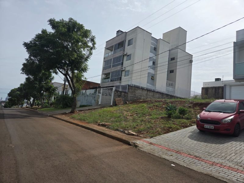 TERRENO - PARAÍSO 3