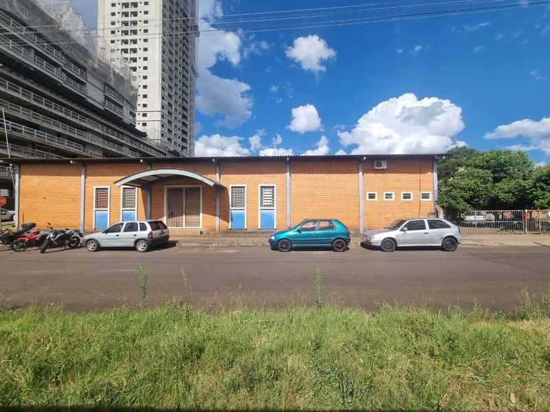 PAVILHÃO/BARRACÃO - PASSO DOS FORTES