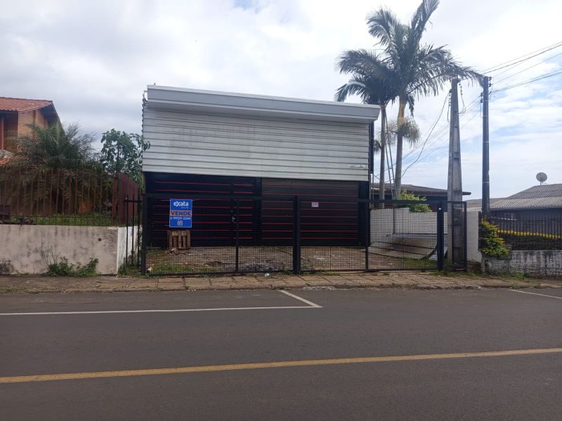 PAVILHÃO/BARRACÃO - PALMITAL