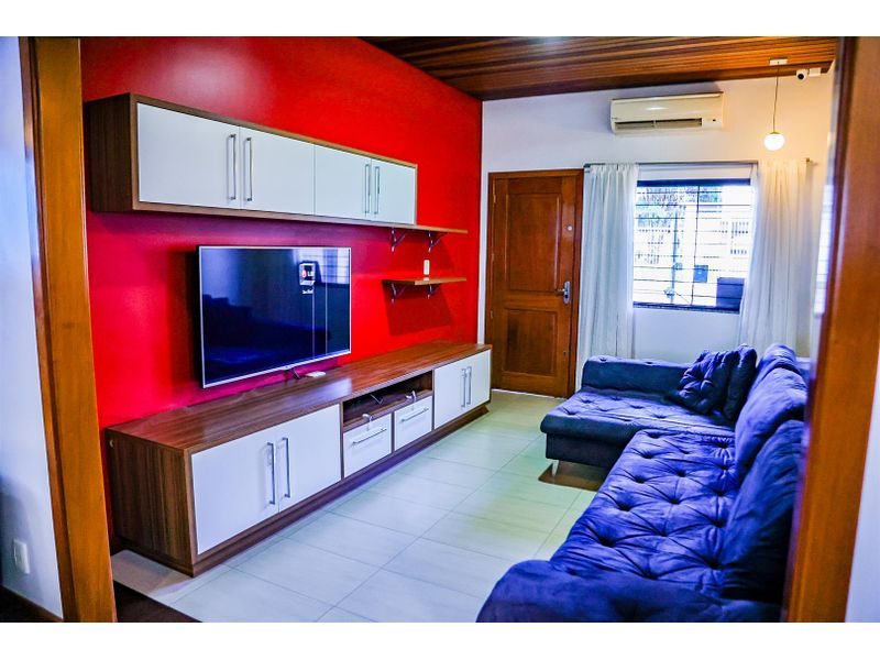 CASA - PARQUE DAS PALMEIRAS 30