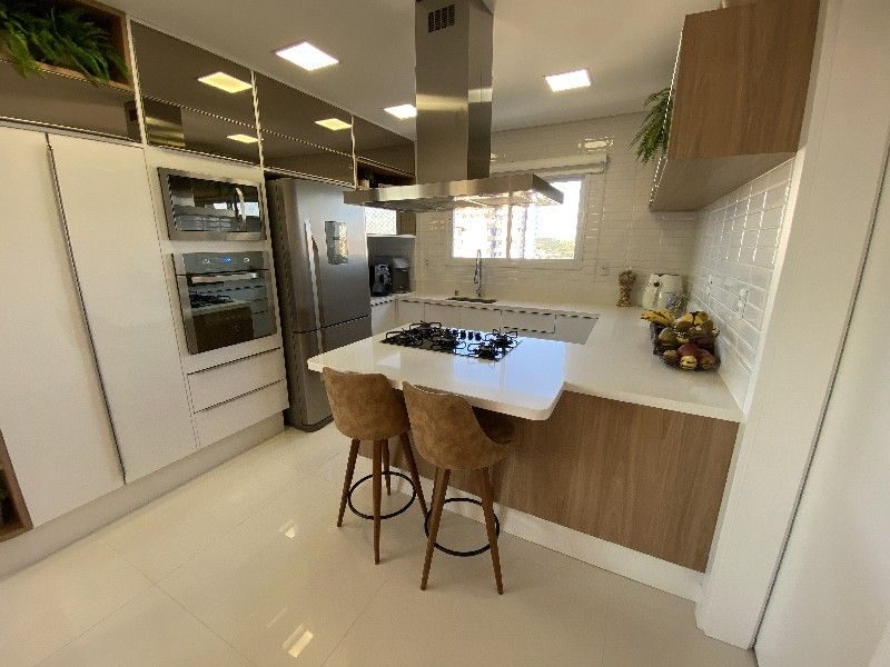 APARTAMENTO - PRESIDENTE MÉDICI 5