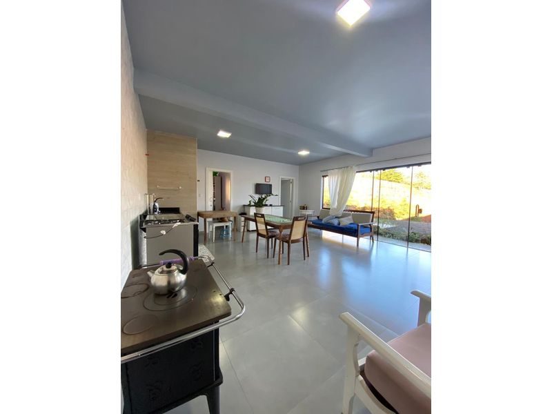 CASA EM CONDOMÍNIO FECHADO - LINHA COLÔNIA BACIA 15