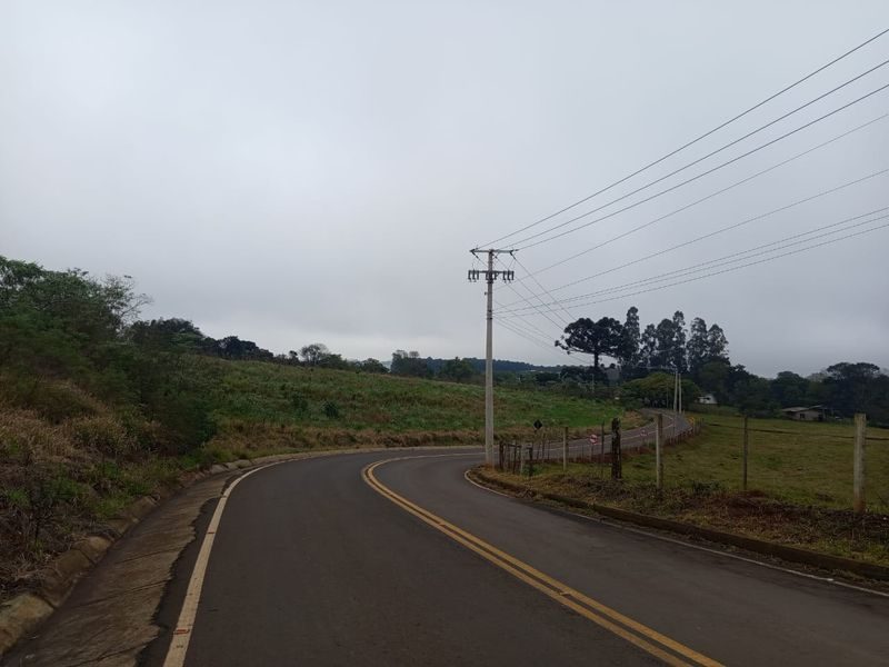 ÁREA DE TERRA - PALMITAL DOS FUNDOS 3
