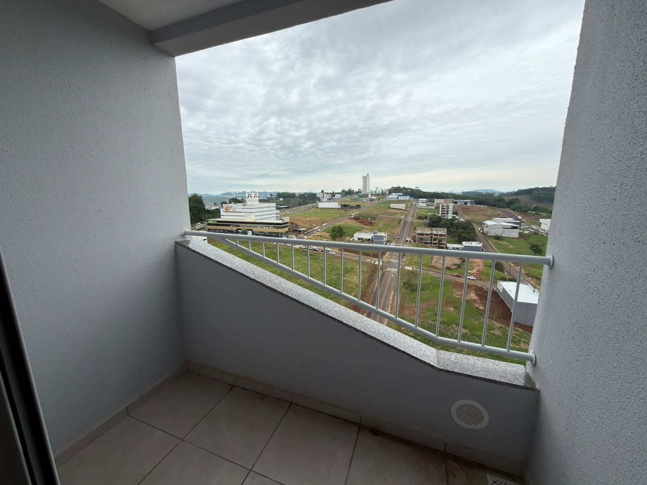 APARTAMENTO À VENDA NO BAIRRO BOM RETIRO-CHAPECÓ SC 5