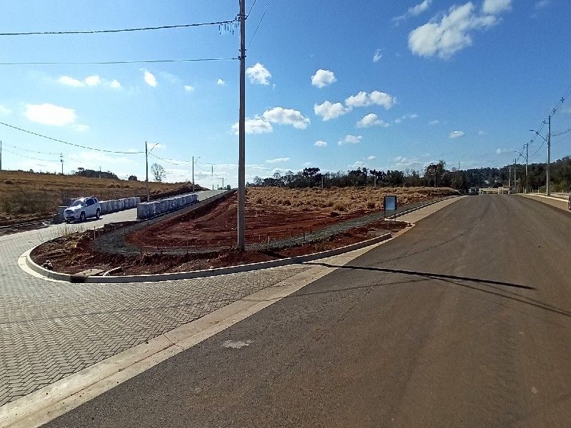 TERRENO - ÁGUA SANTA 5