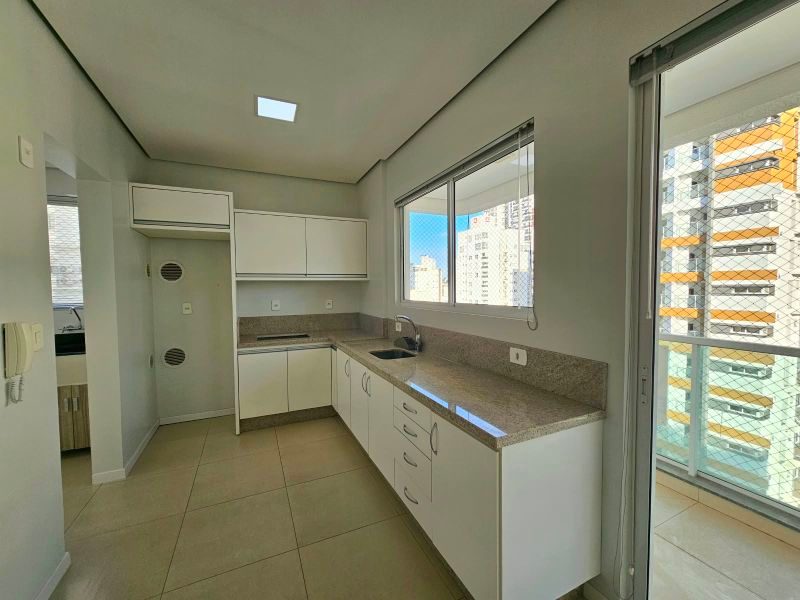 APARTAMENTO À VENDA NO CENTRO- CHAPECÓ SC 5