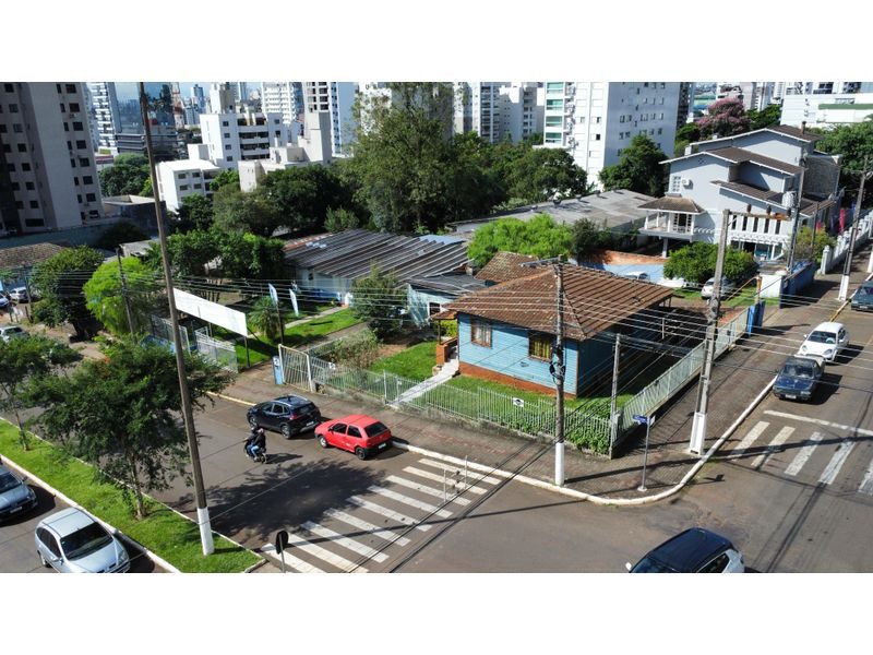 TERRENO - CENTRO 3