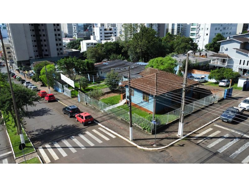 TERRENO - CENTRO 5