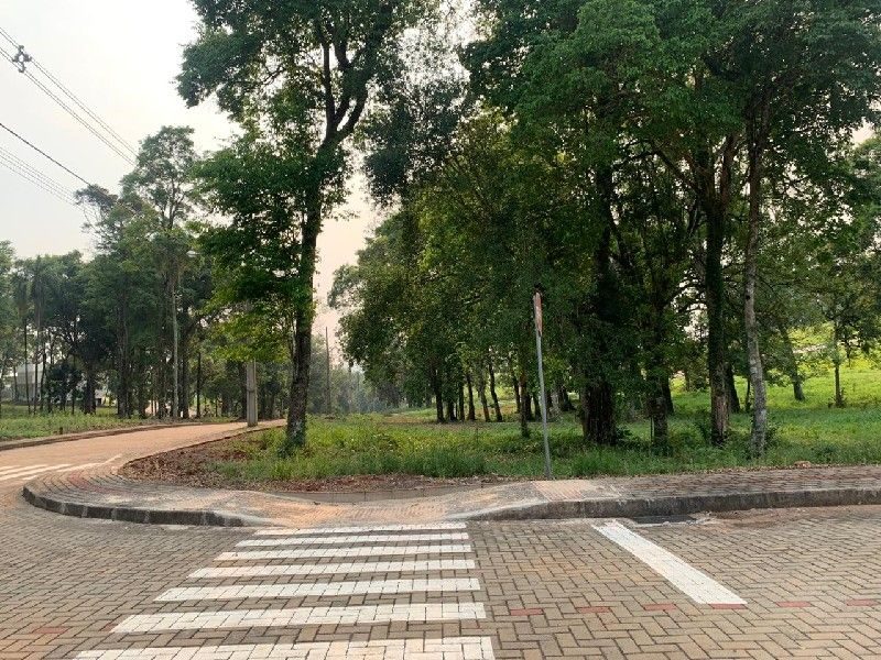 TERRENO EM CONDOMÍNIO FECHADO - DON GUILHERME