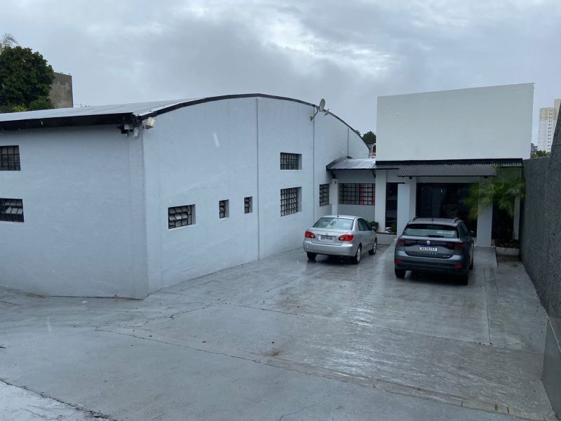 PAVILHÃO/BARRACÃO - PASSO DOS FORTES 6