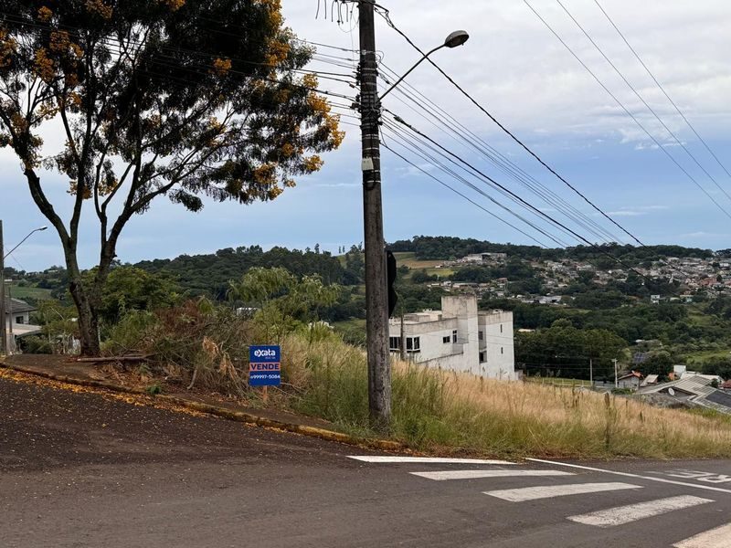 TERRENO - ESPLANADA