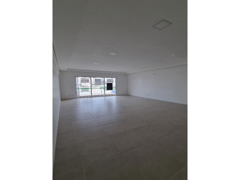 SALA COMERCIAL - CENTRO 5