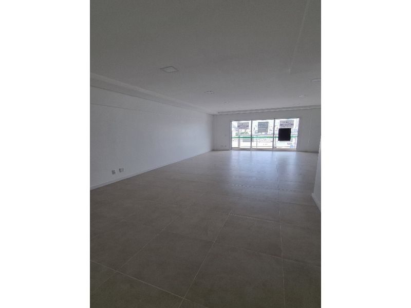 SALA COMERCIAL - CENTRO 6