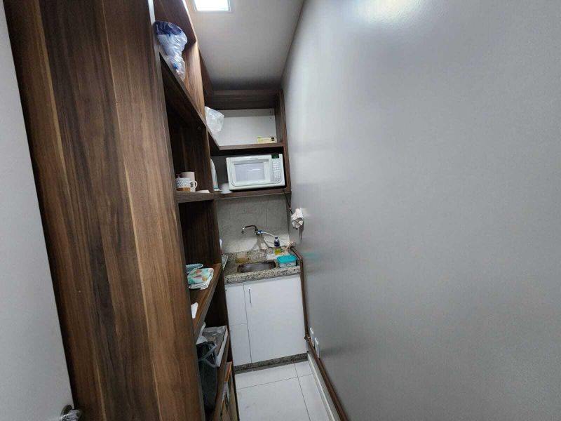 SALA COMERCIAL - CENTRO 8