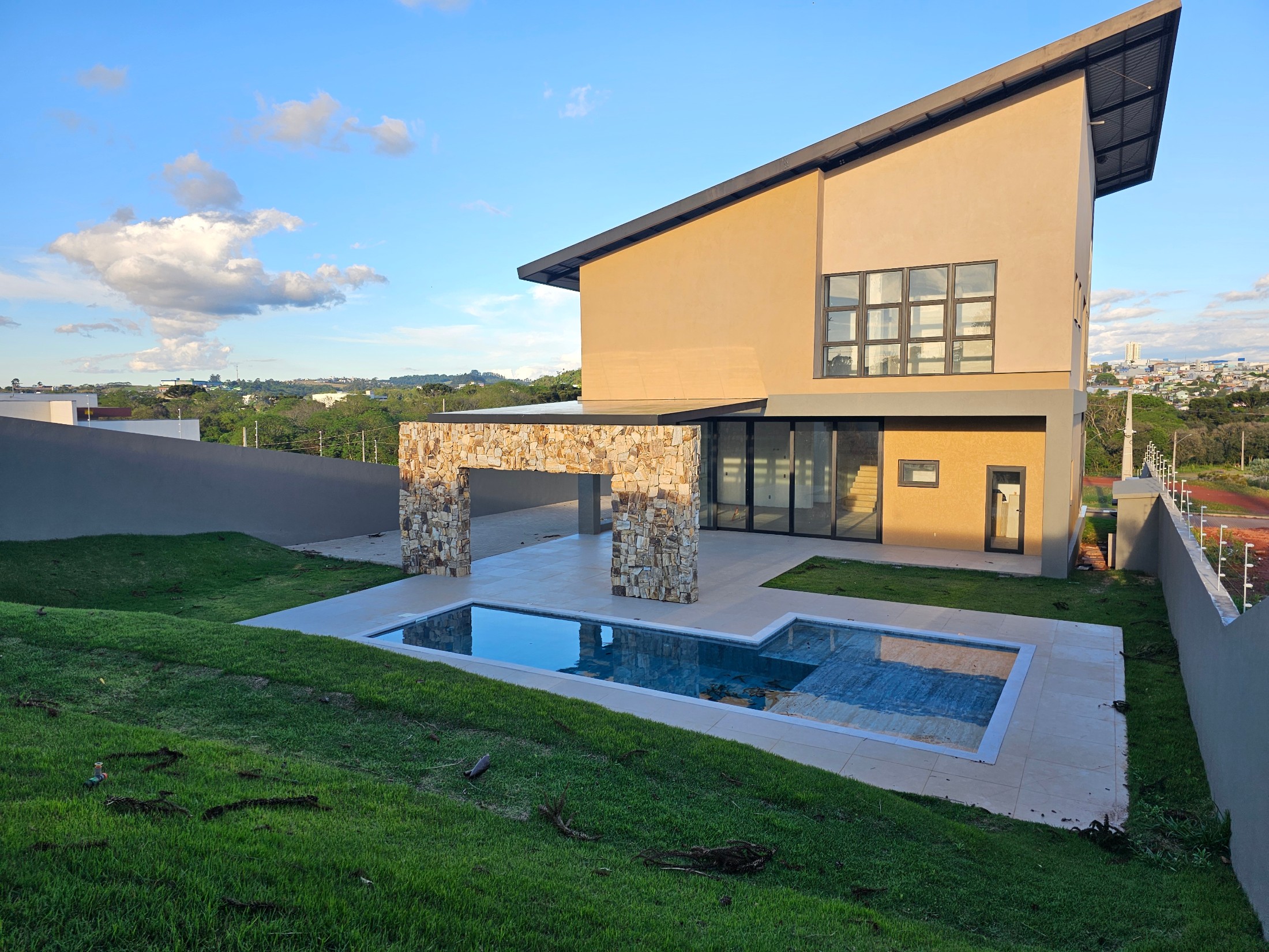CASA À VENDA NO LOTEAMENTO ÁGUA SANTA- CHAPECÓ SC 24