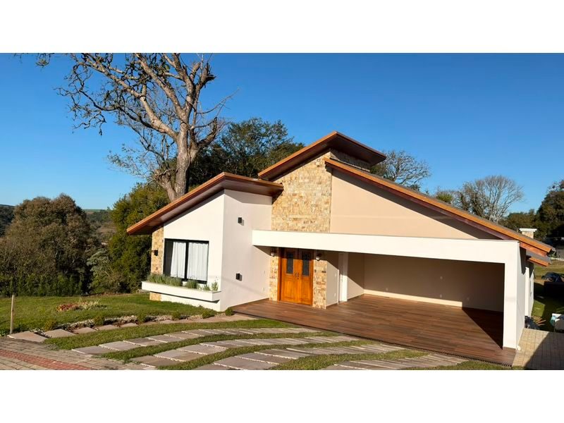 CASA EM CONDOMÍNIO FECHADO - AREA RURAL